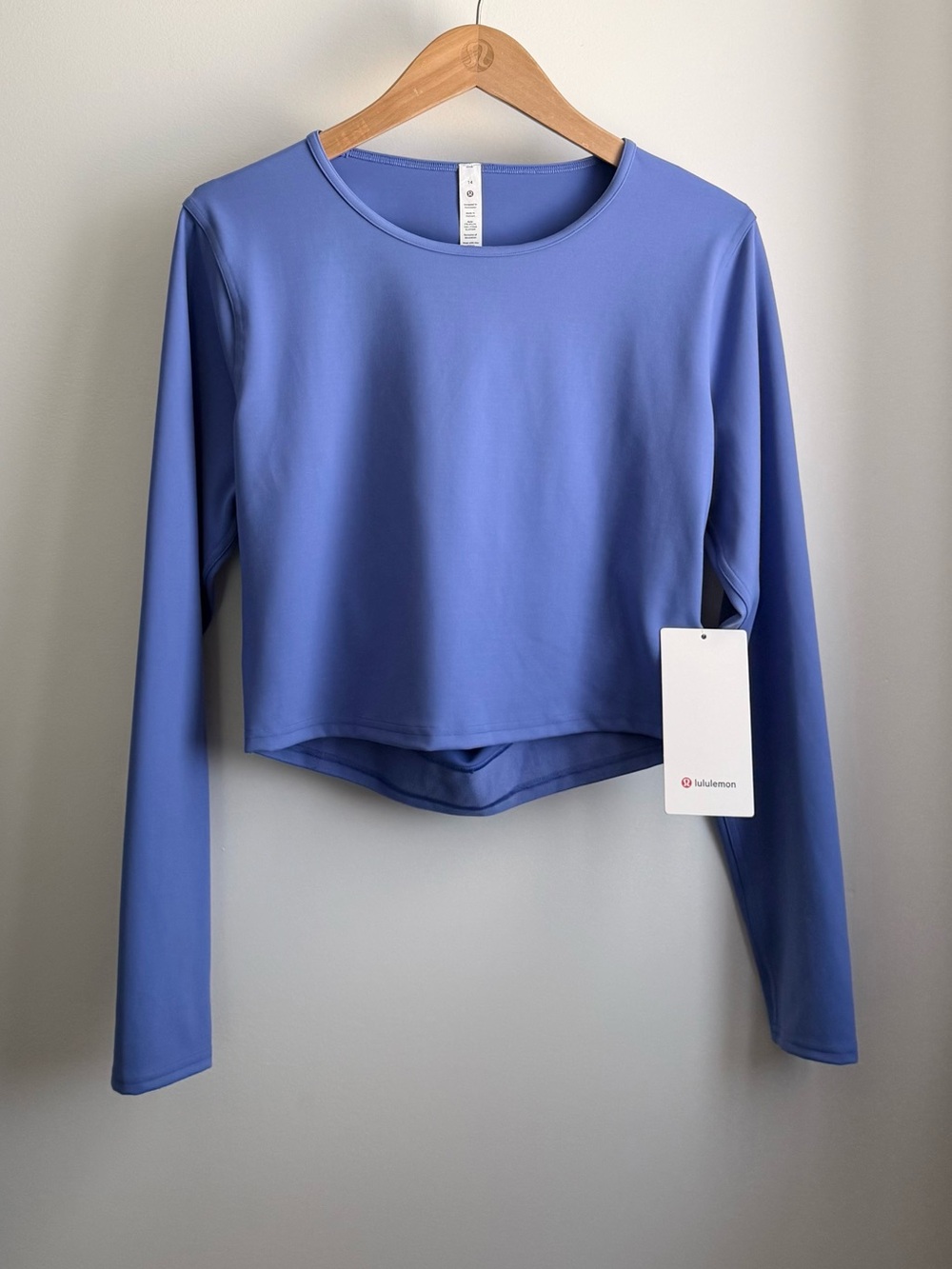 lululemon logo elastic long sleeve